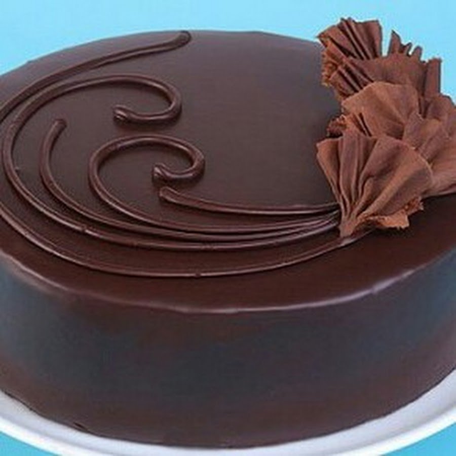 Декор торта с шоколадной глазурью