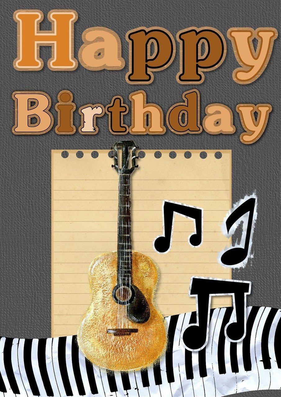 Поздравления с днём рождения с гитарой