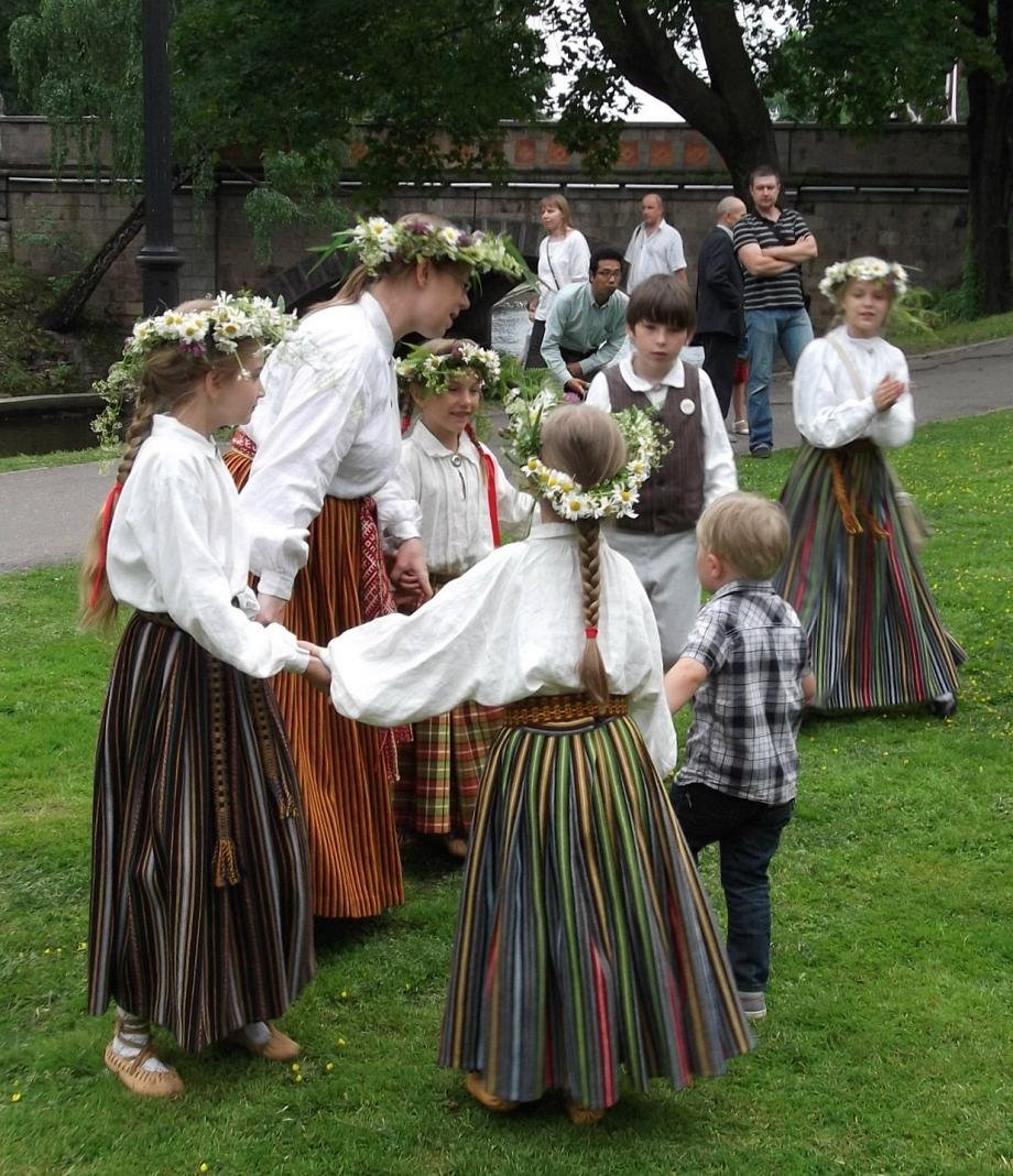 Праздник Лиго в Латвии