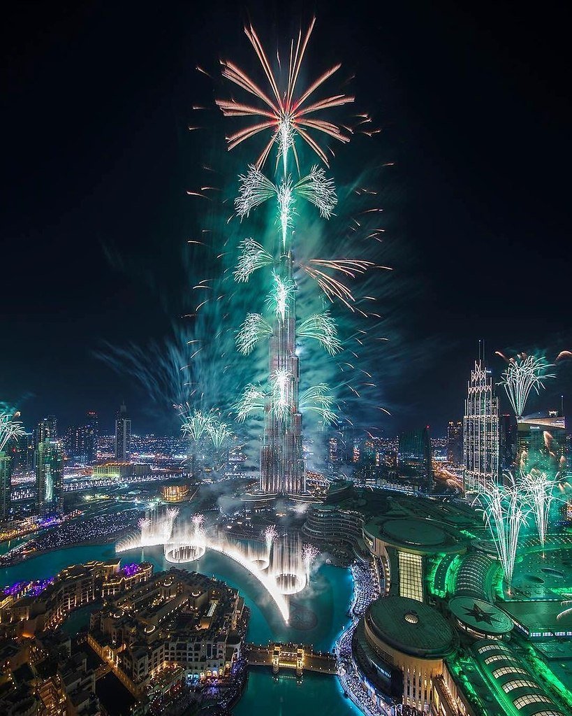 Бурдж-Халифа Дубай салют 2020