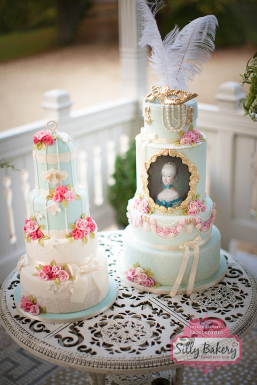 Свадебный торт с кружевом