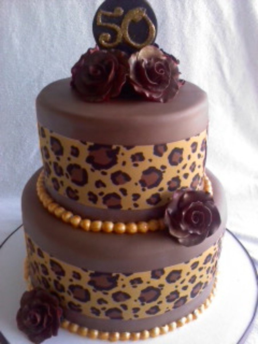 Леопардовый кремовый принт на тортах