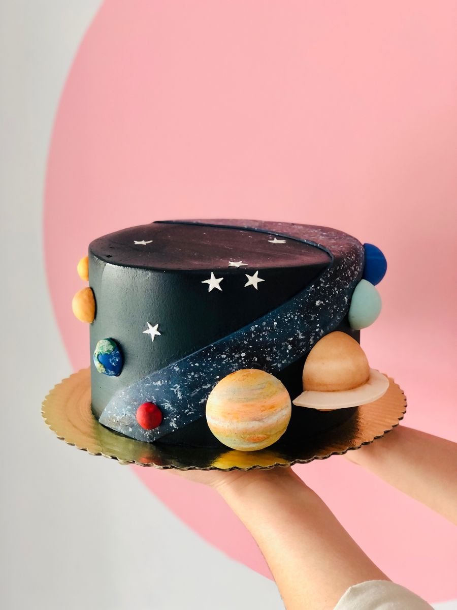 Торты с планетами для детей