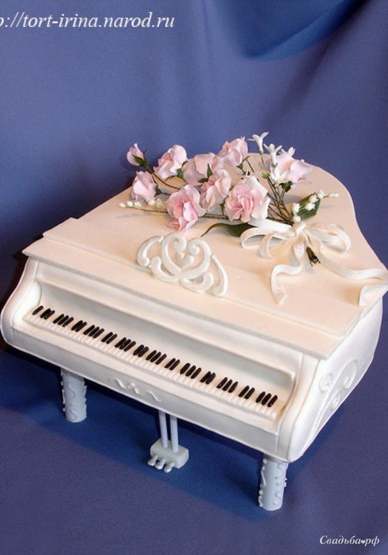 Торт белый рояль
