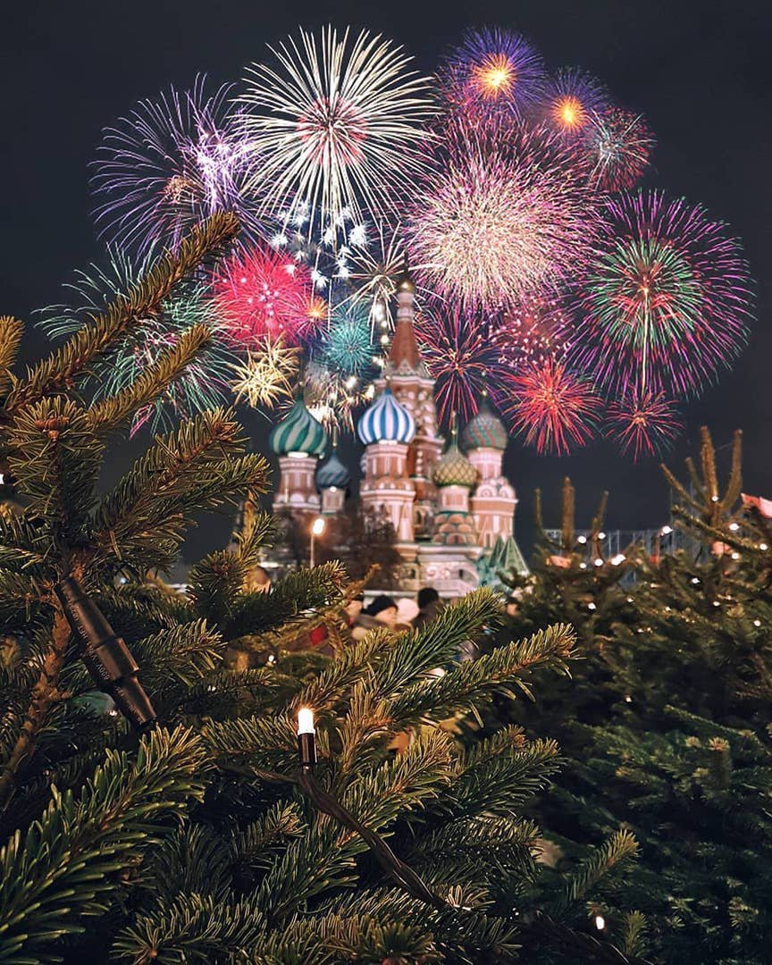Салют "новогодний"