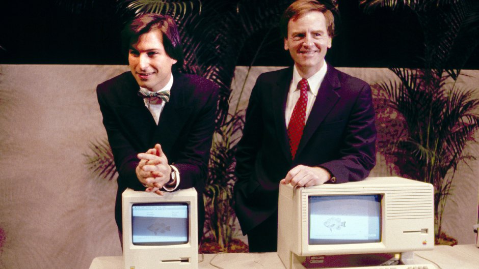 Стив Джобс первый IBOOK