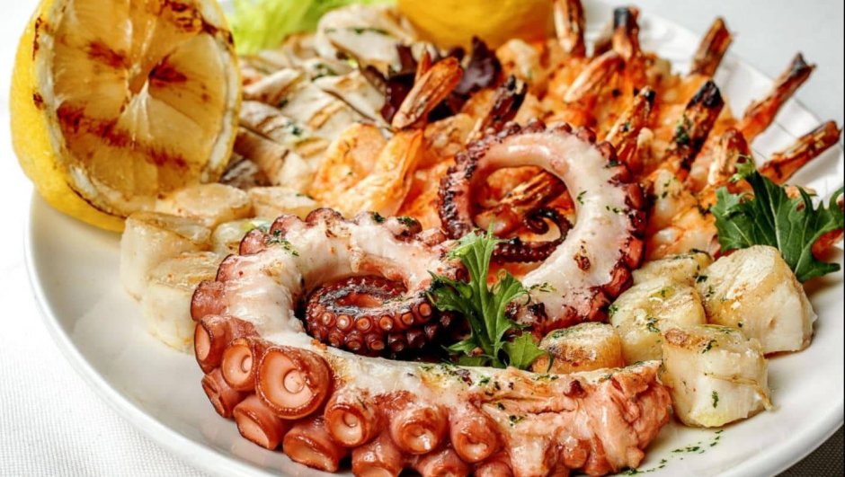 Тарелка с морепродуктами