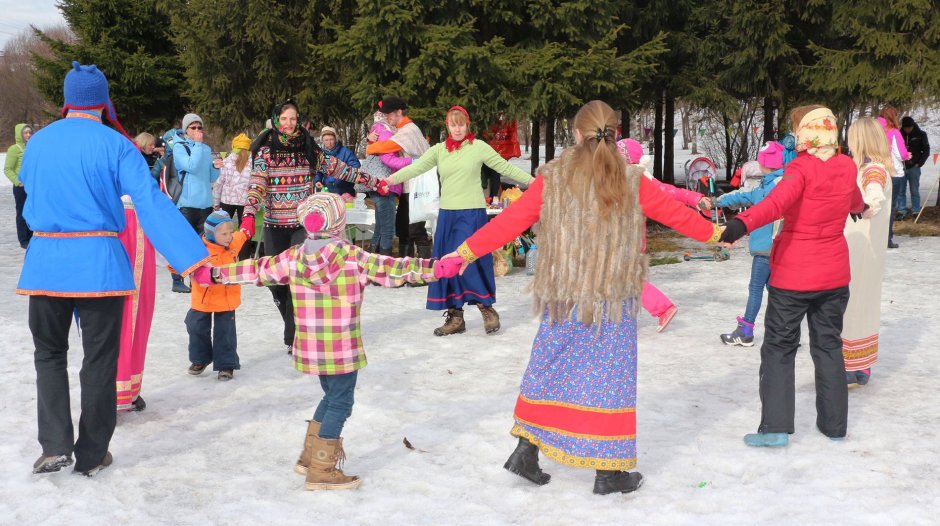 Масленица чучело хоровод