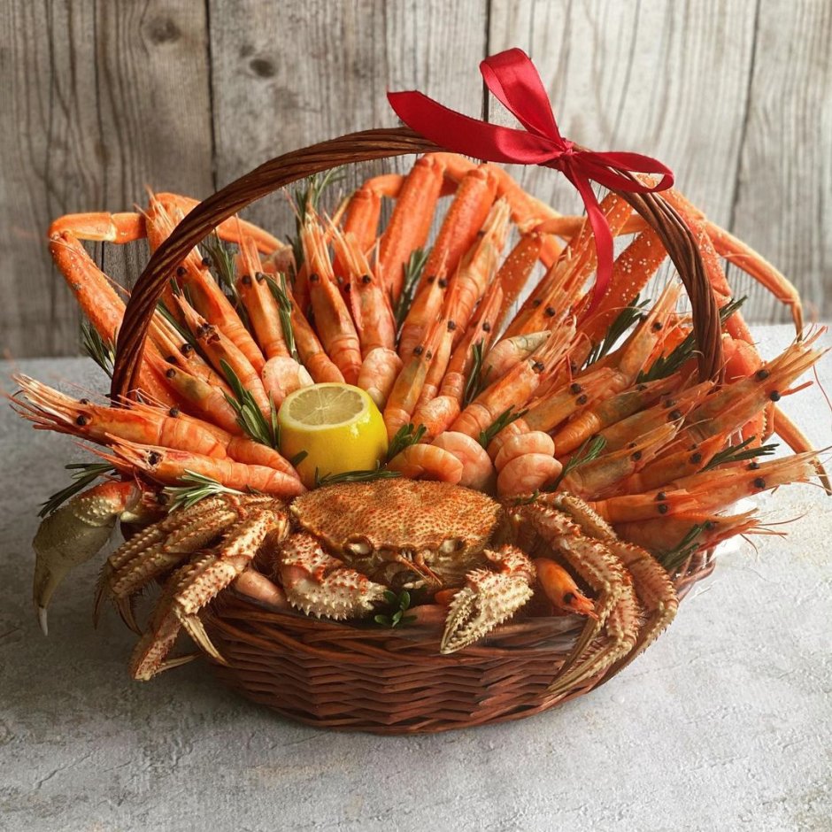 Корзина с морепродуктами