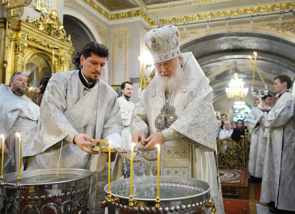 Протодьякон храма Христа Спасителя Константин барган