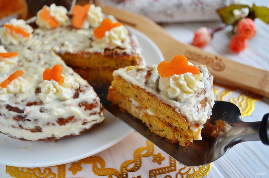 Морковный торт с абрикосовым конфи