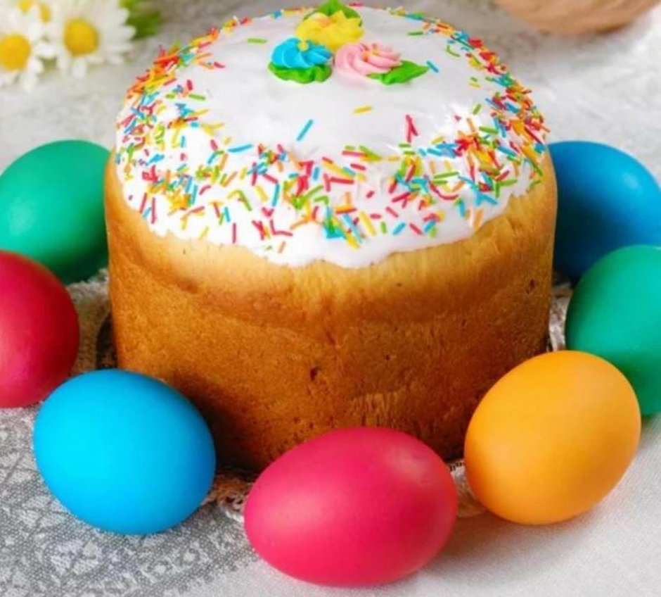 Кулич с яичками