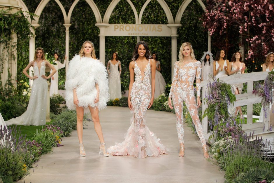 Pronovias Свадебные платья показ 2019