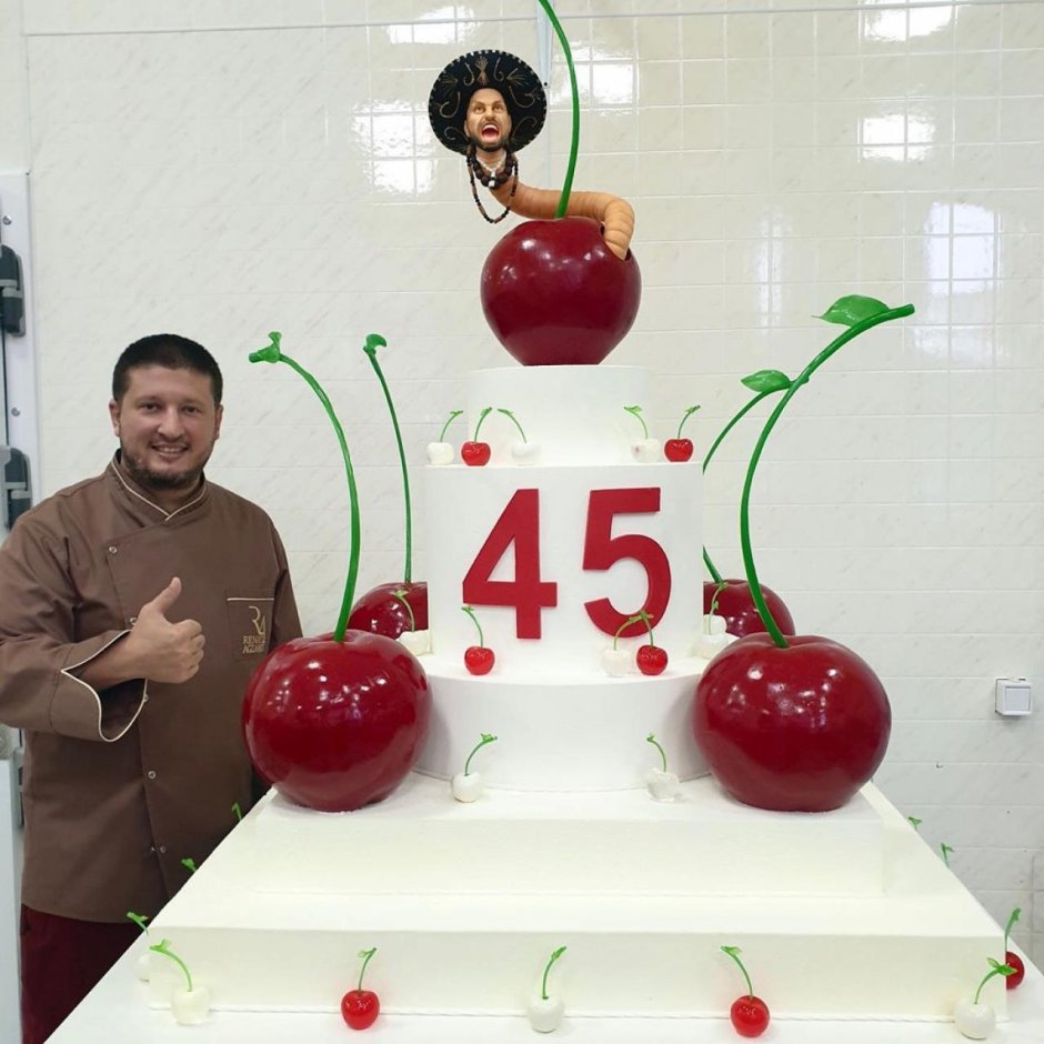 Артур Агзамов кондитер
