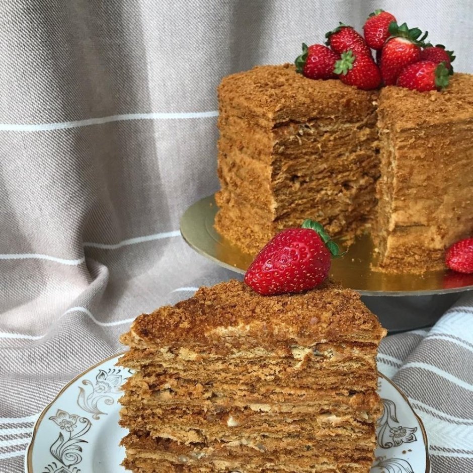 Медовик медовый пух
