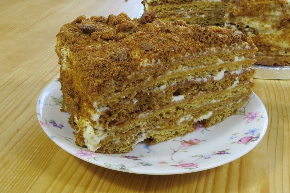 Медовый торт «Посольский»