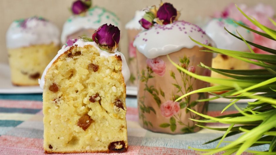Праздничный кулич
