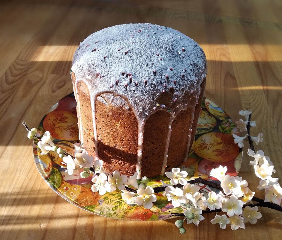 Праздничный кулич