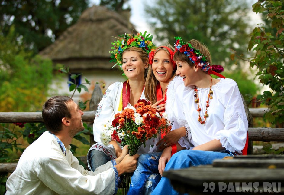 Украинка в венке