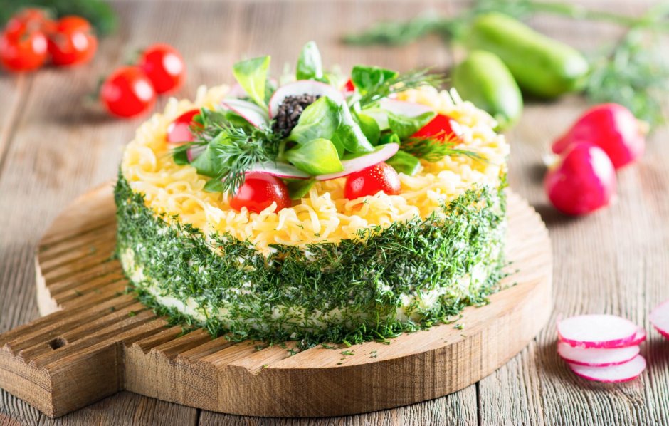 Салат с ананасом и гранатом