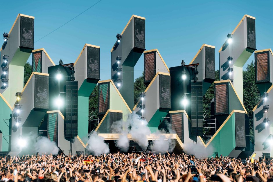 Outline Festival отменили