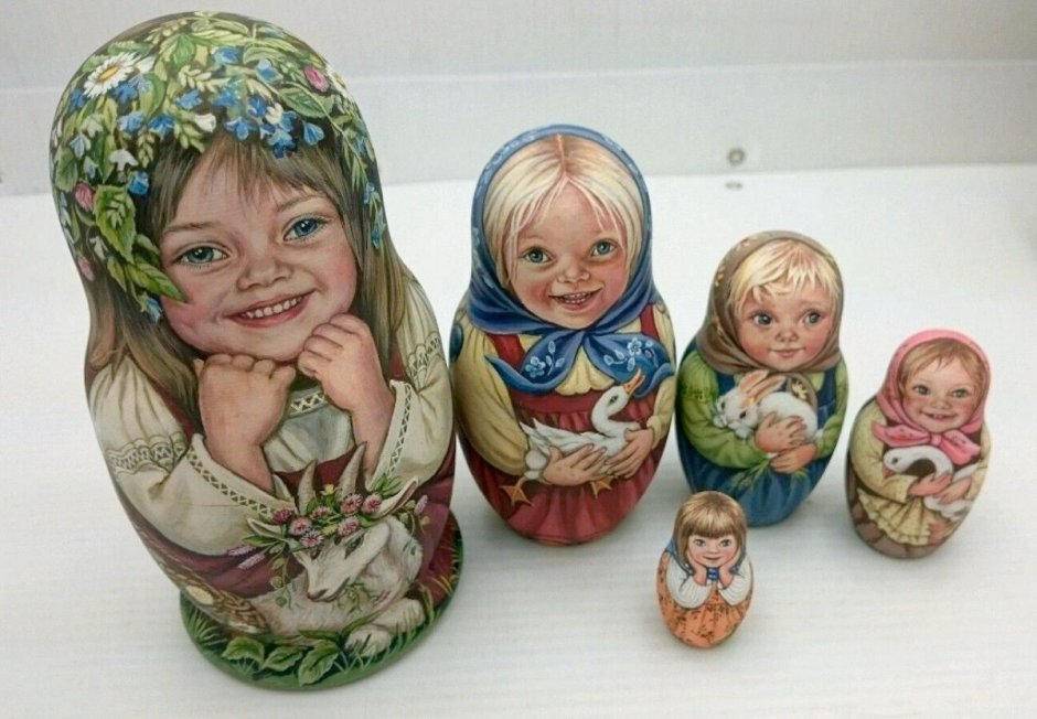 Матрешка с двойняшками