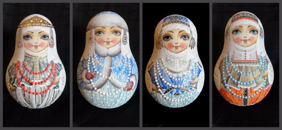 Две матрешки