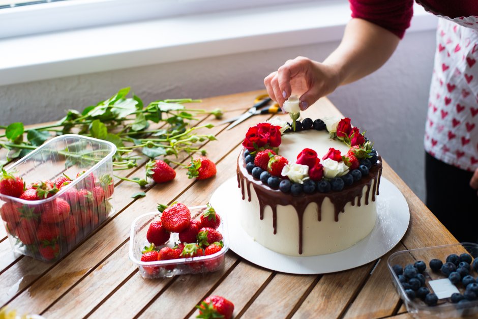 Wreath of Cakes