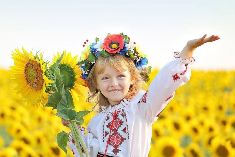Украинка в поле
