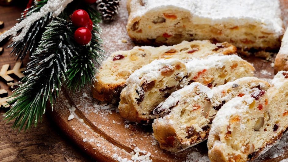 Рождественский кекс штоллен