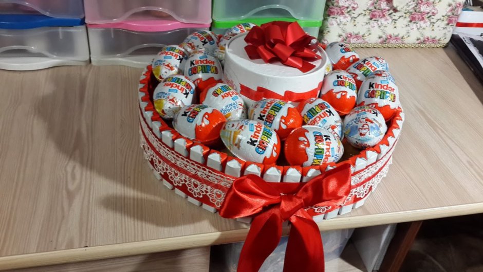 Трайфлы с клубникой и голубикой