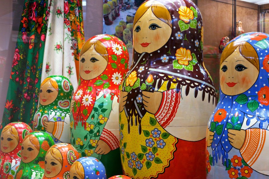 Матрешки в Самаре на набережной
