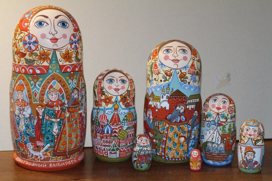 Матрешка 300*d150мм 5 кукол