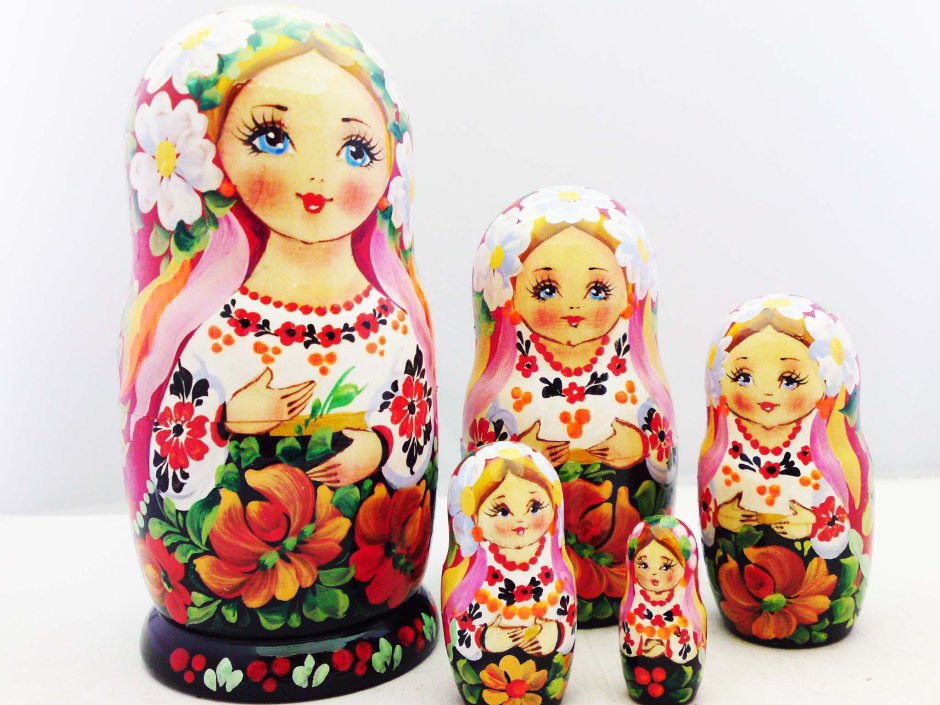 Вытянутая Матрешка
