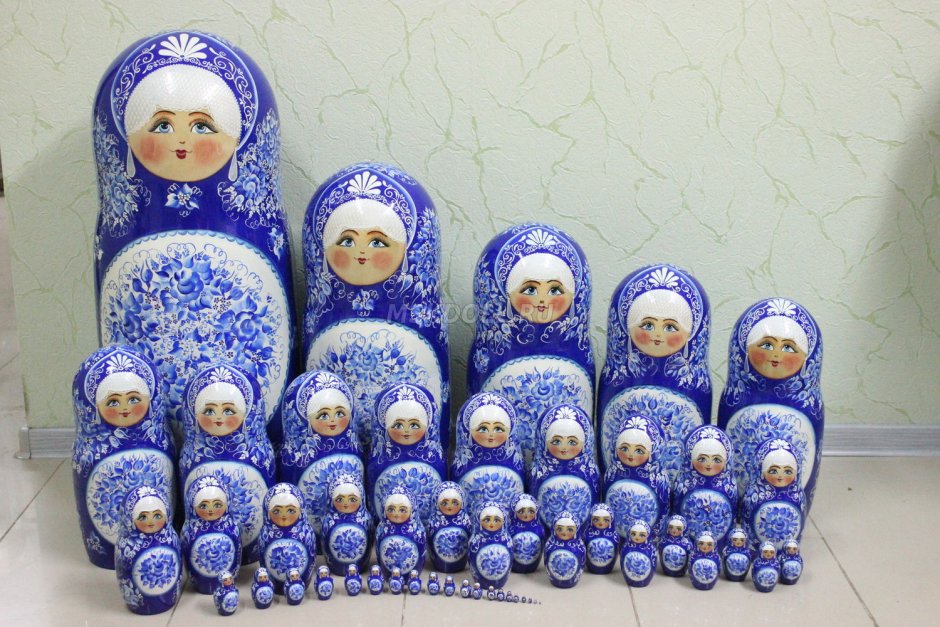 Матрешка Семеновская из 72 матрешек
