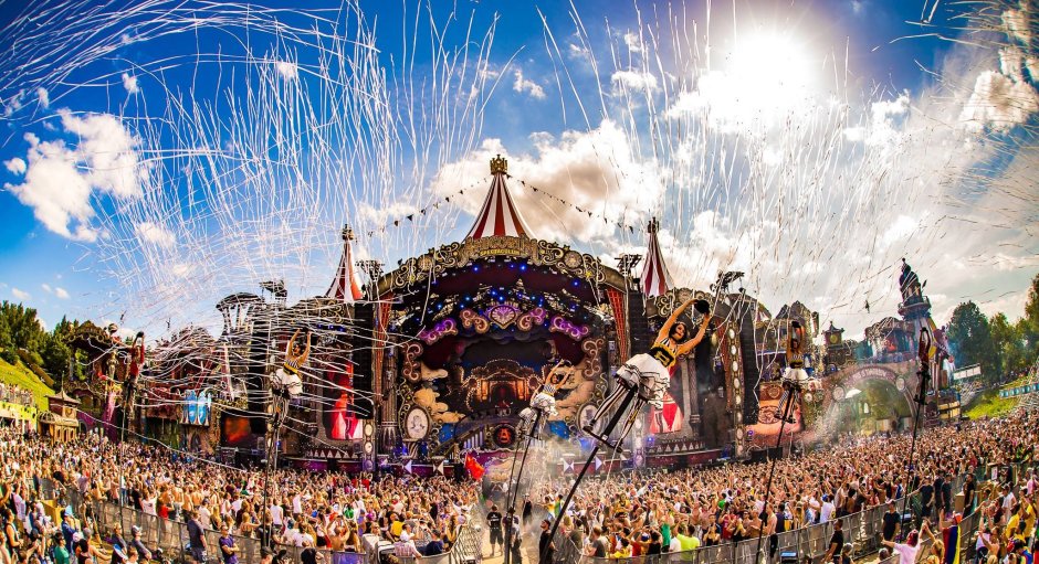 Tomorrowland 5:4