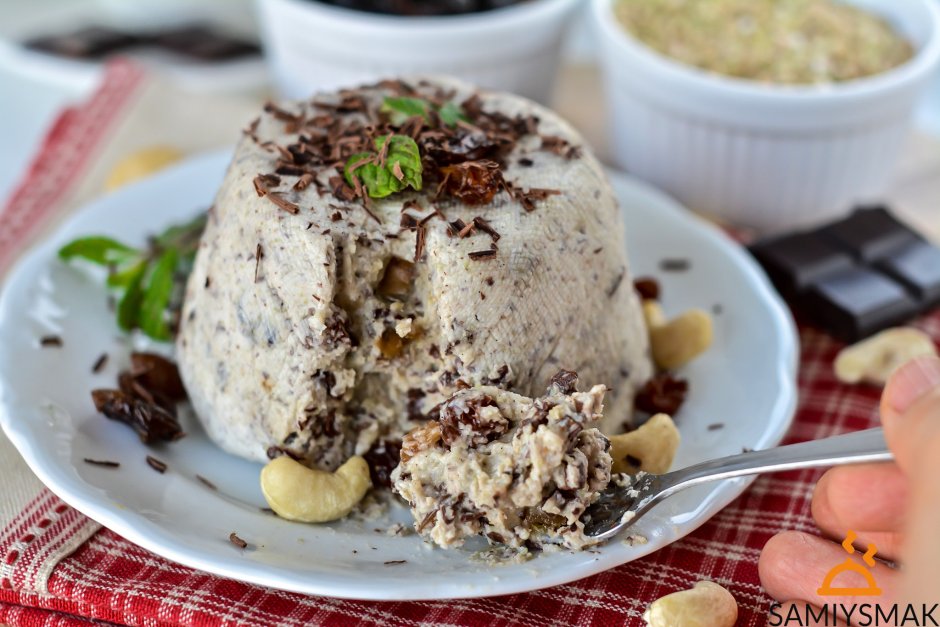 Стильное украшение куличей