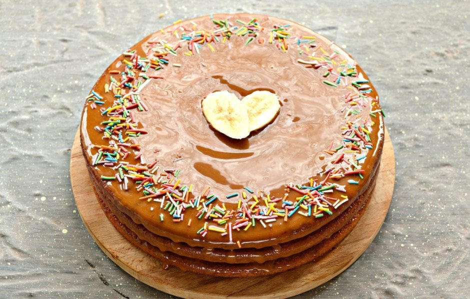 Торт из коржей украшение