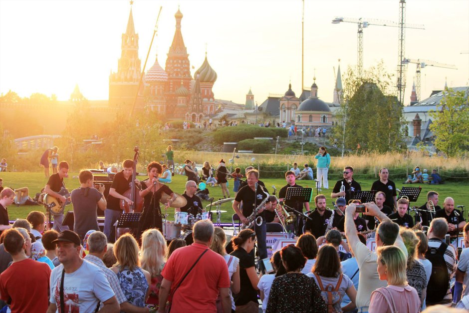 Парк озеро долгое Славянская ярмарка