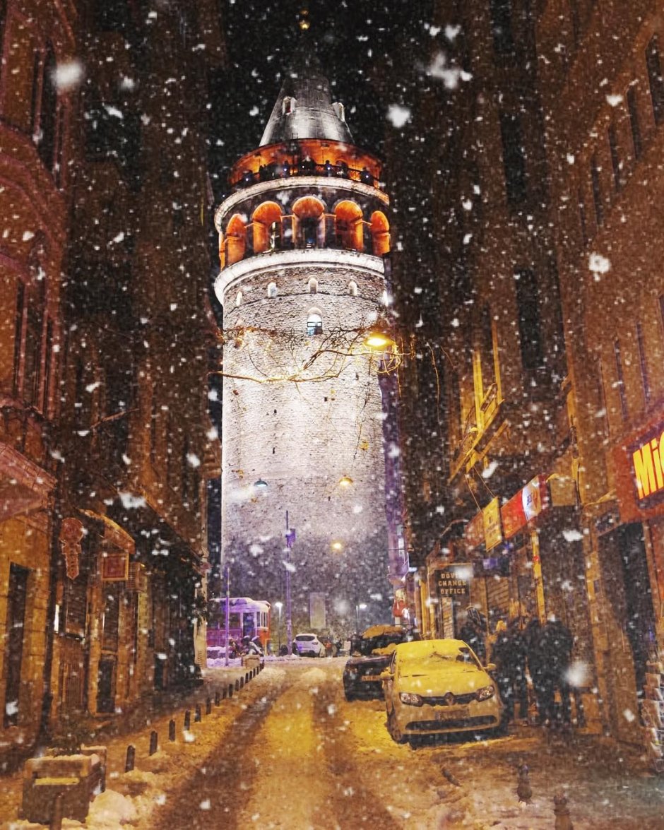 Галатская башня зимой