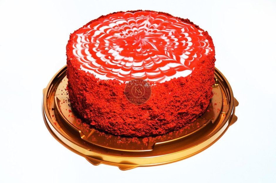 Торт с красной шапкой