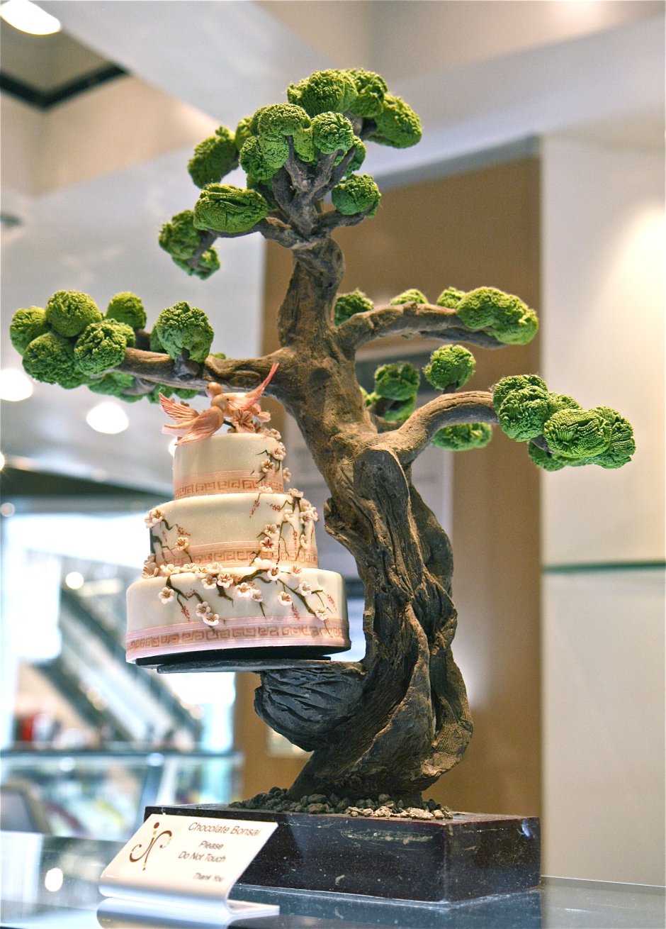 Двухярусный торт с древом жизни