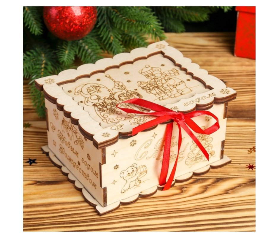 Новогодние подарочные коробки из дерева
