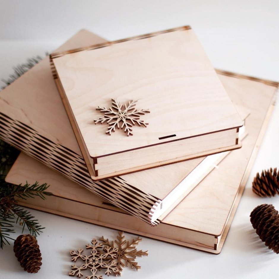 Новогодние ящики для подарков из дерева