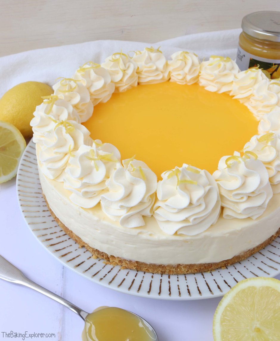 Бисквитный торт с лимонным курдом и кремом чиз