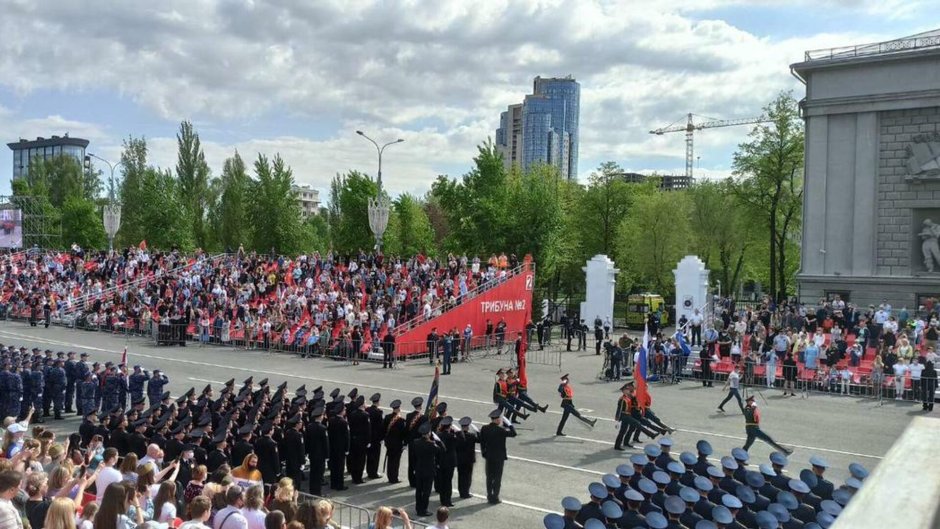 Парад 9 мая Самара площадь Куйбышева