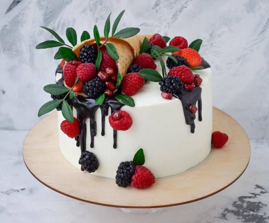 Муссовый торт ягодный