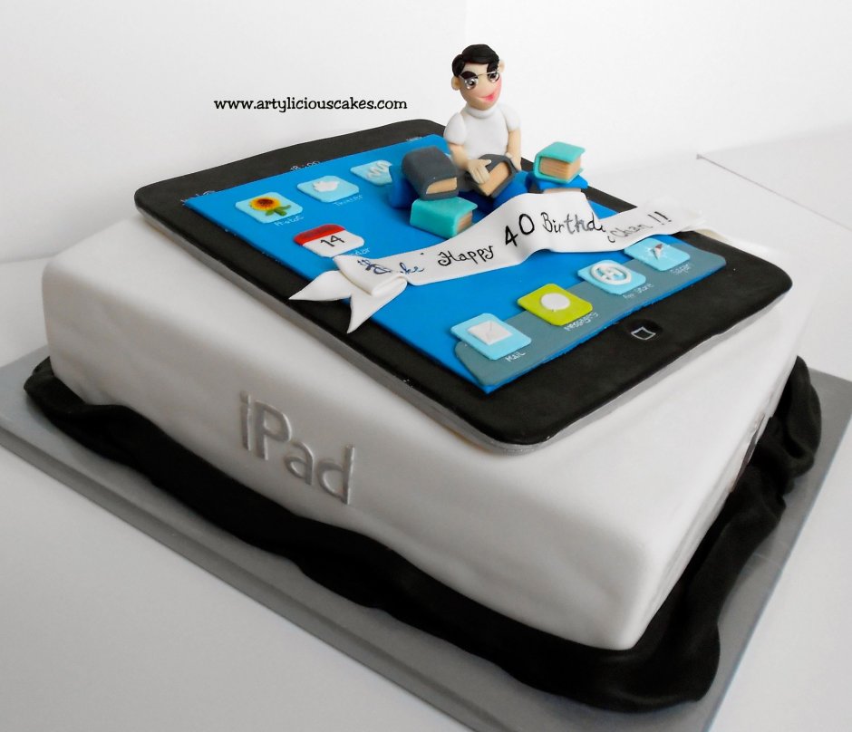 Торт в виде ноутбук Apple