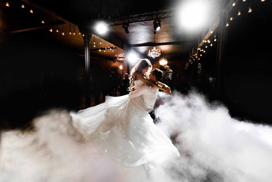 Дым машина на свадьбе