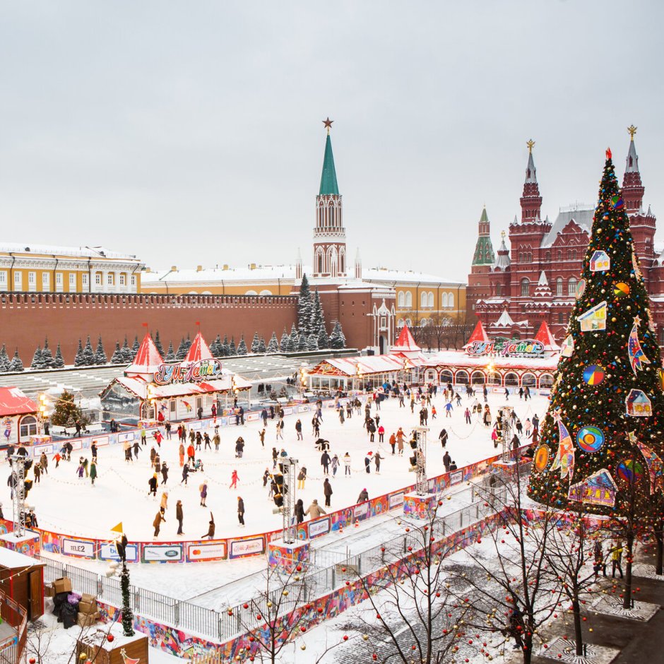 Красная площадь Москва ярмарка ГУМ